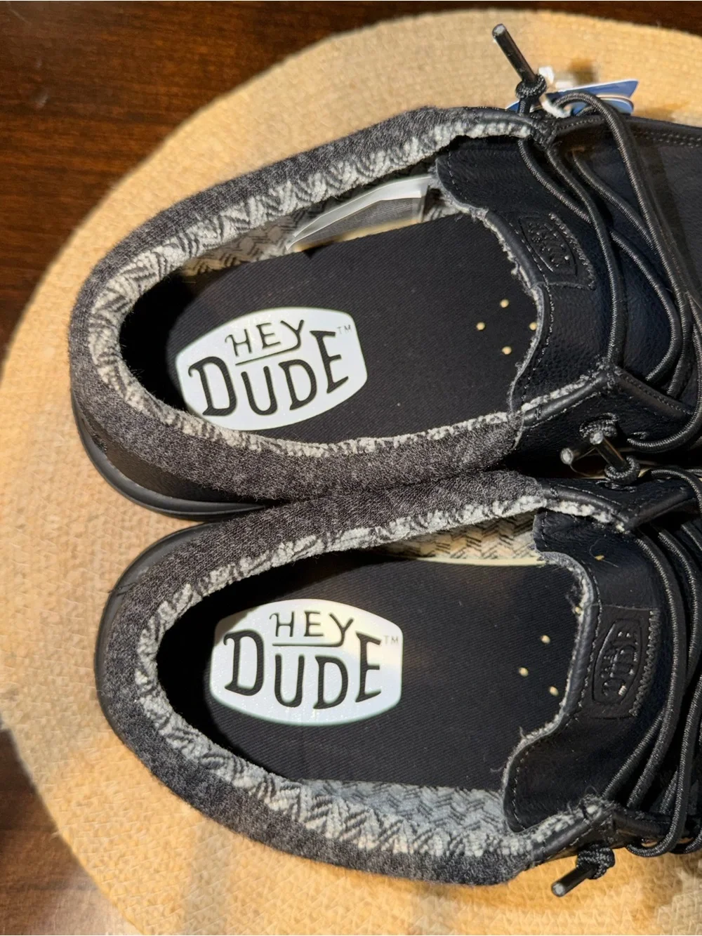 NWT Mens size 11 Hey Dude Paul Classic Causal Shoes Black Cozy Lining